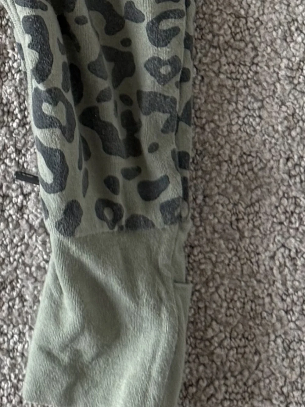 Bonds Australia Leopard Print Wondersuit Size 3-6 months Unisex Baby Boy EUC